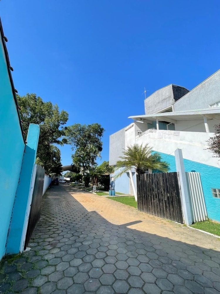 숙박 시설 정면