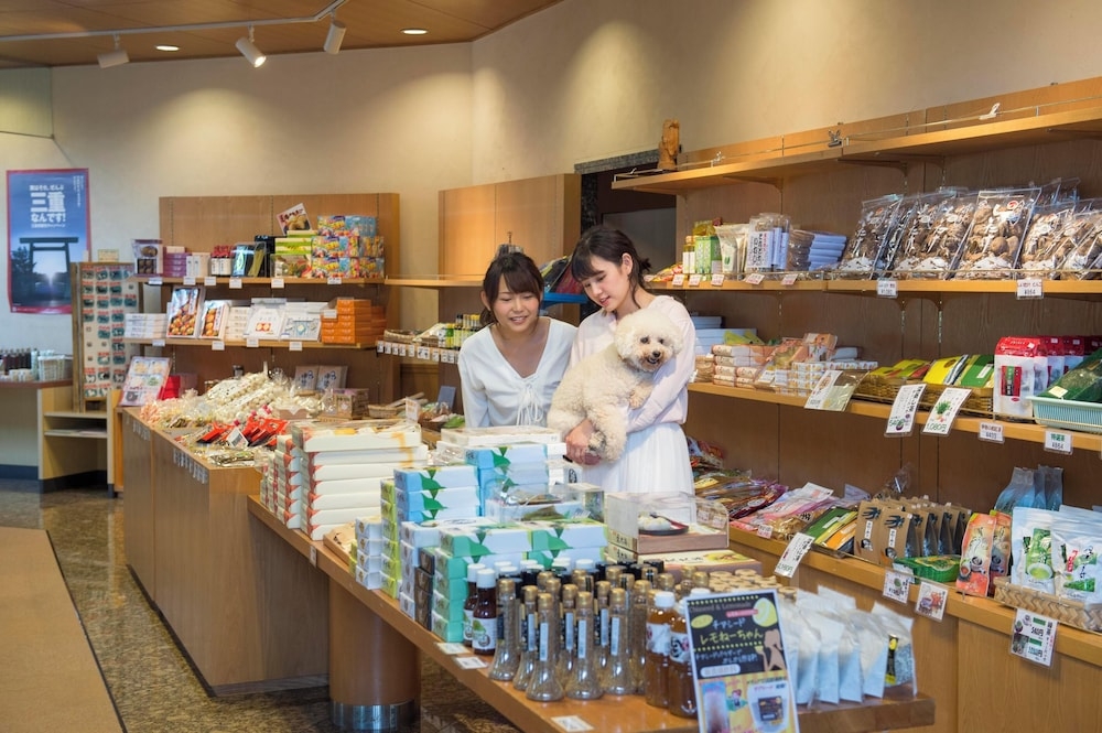 숙박 시설 내 편의 시설/서비스