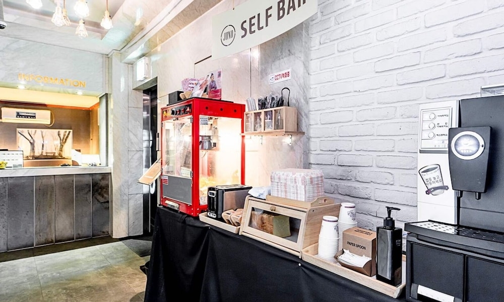 숙박 시설 정면