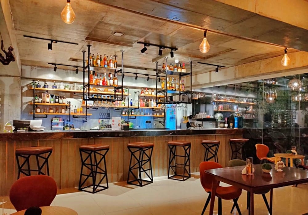 바(숙박 시설 내)