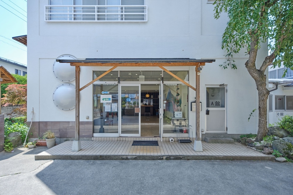 숙박 시설 정면