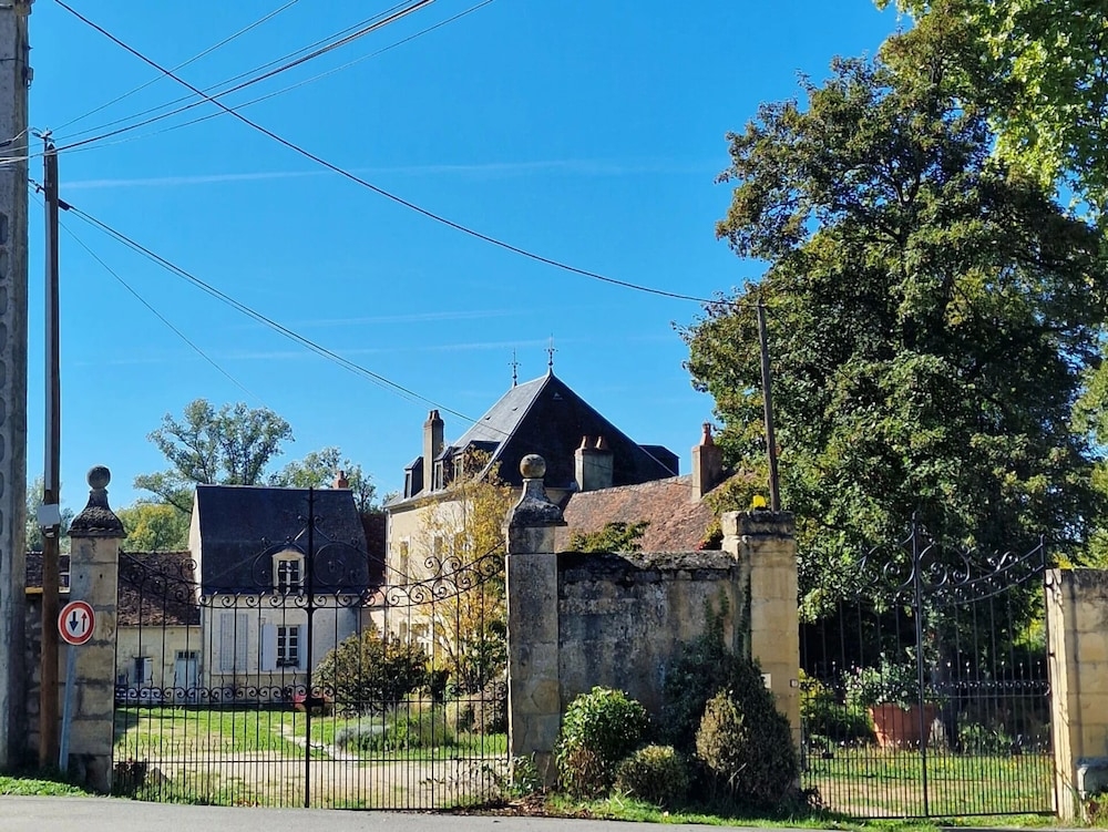 숙박 시설 정면