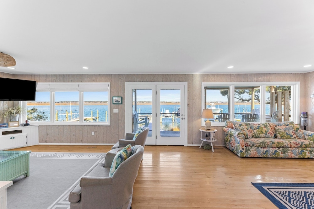 숙박 시설 내 편의 시설/서비스