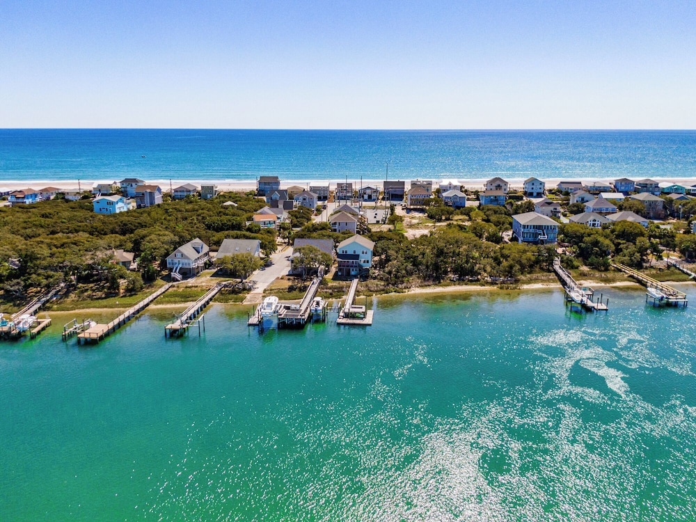 숙박 시설 내 편의 시설/서비스