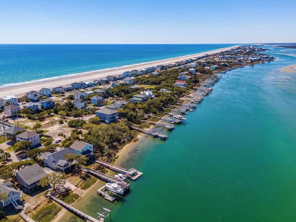 숙박 시설 내 편의 시설/서비스