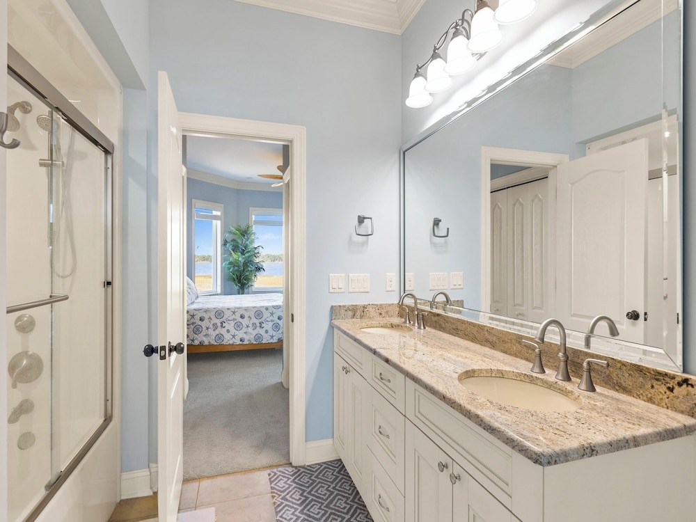 숙박 시설 내 편의 시설/서비스