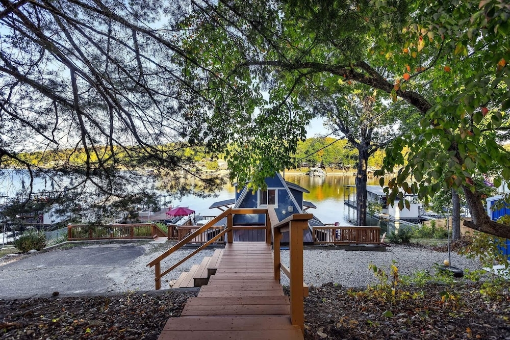 숙박 시설 구내