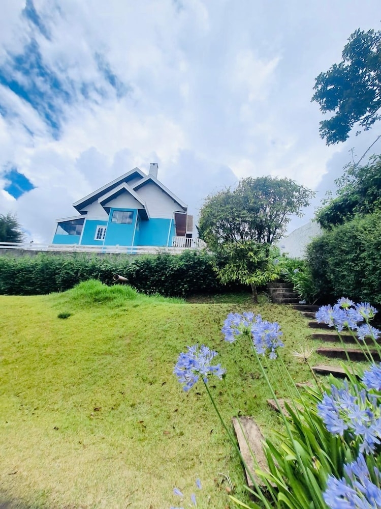 숙박 시설 정면