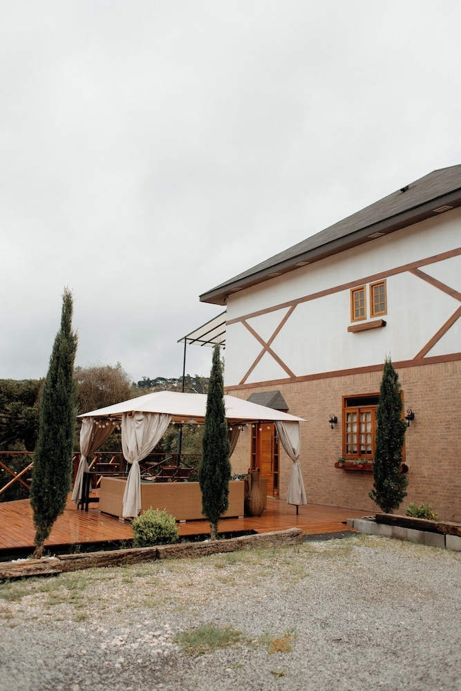 숙박 시설 구내