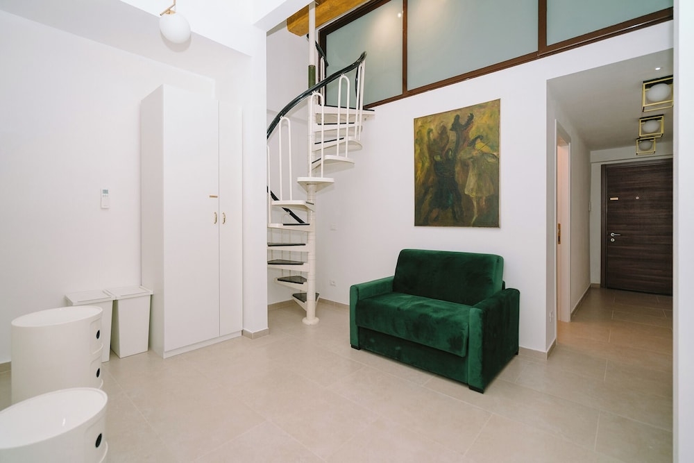 로비 좌석 공간