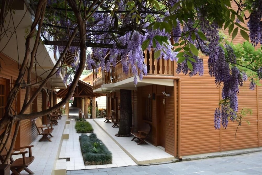 숙박 시설 구내