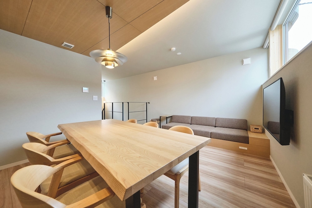 객실 내 식사 공간