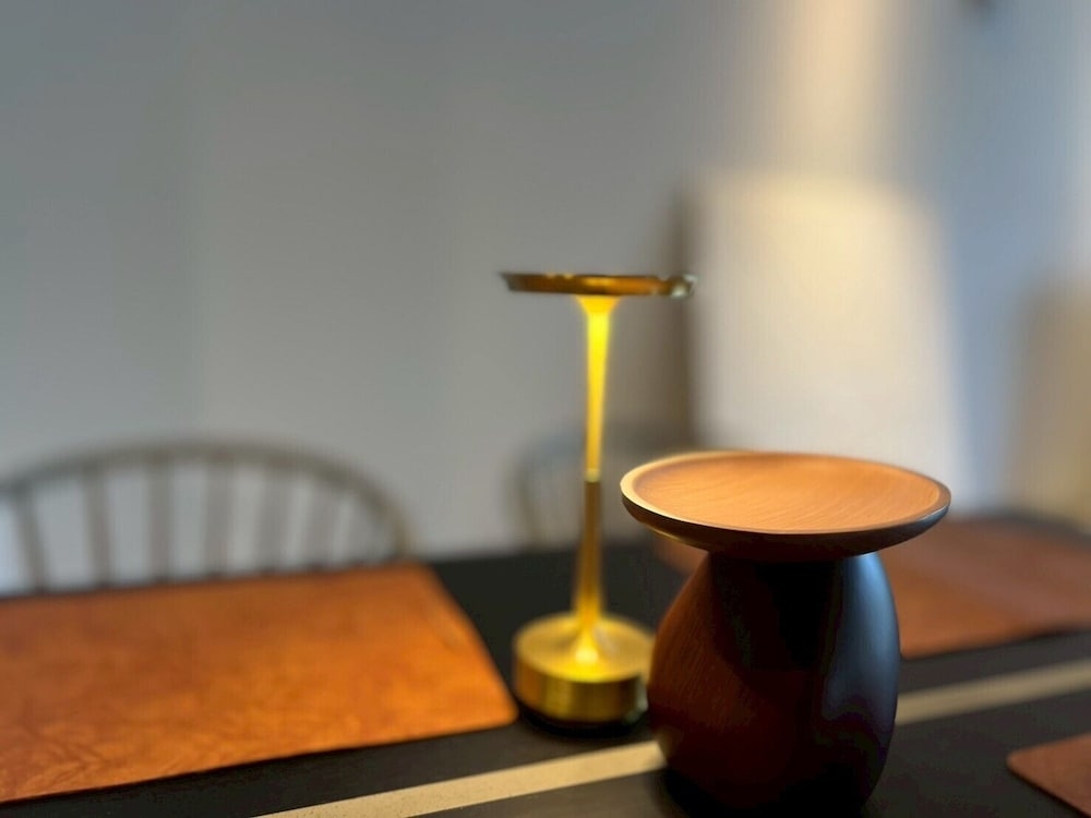 객실 내 식사 공간