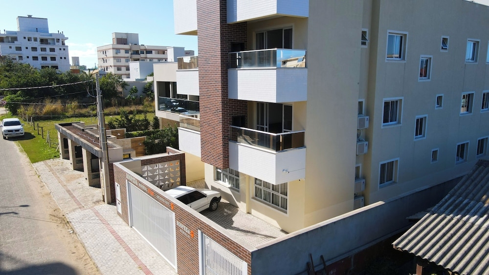 숙박 시설 정면