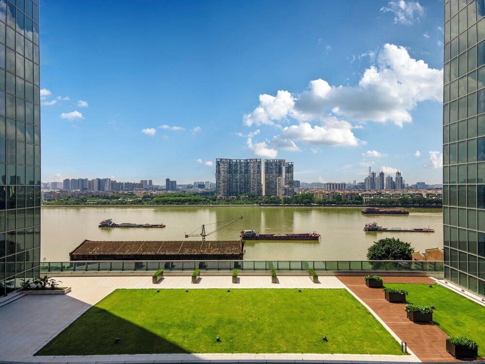 숙박 시설 내 편의 시설/서비스