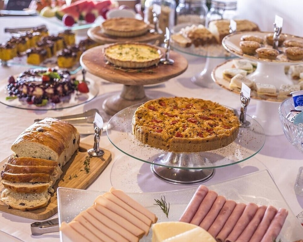 뷔페 아침 식사