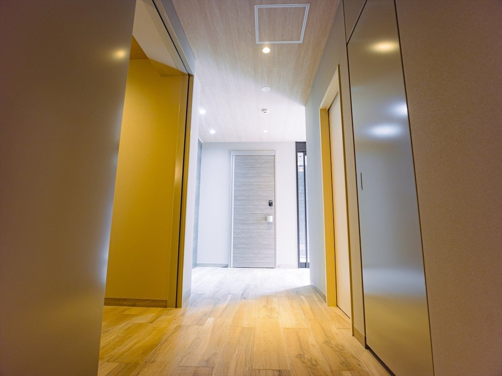 숙박 시설 입구