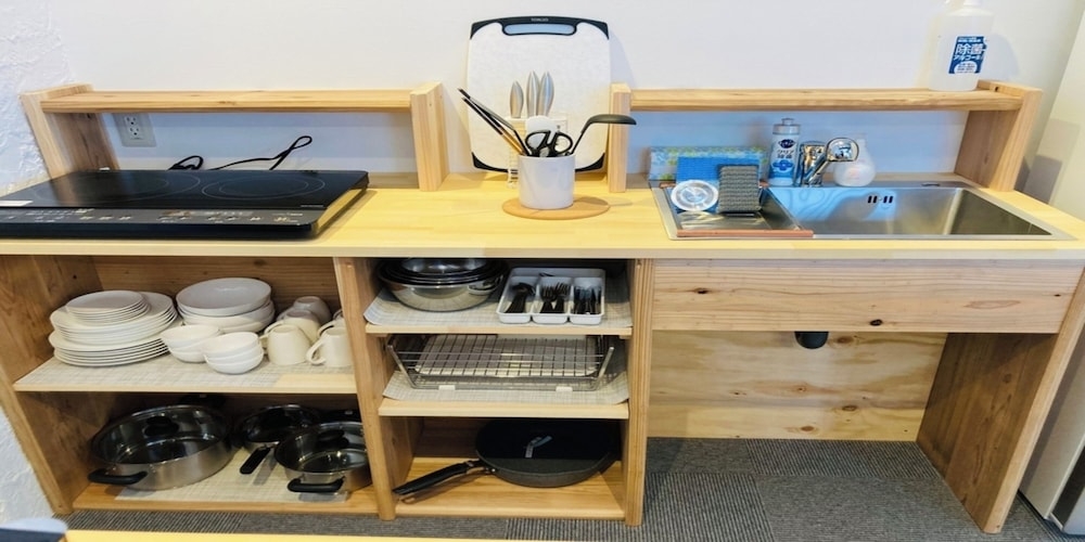 객실 내 식사 공간