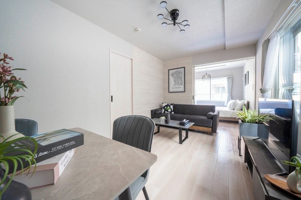 객실 내 식사 공간