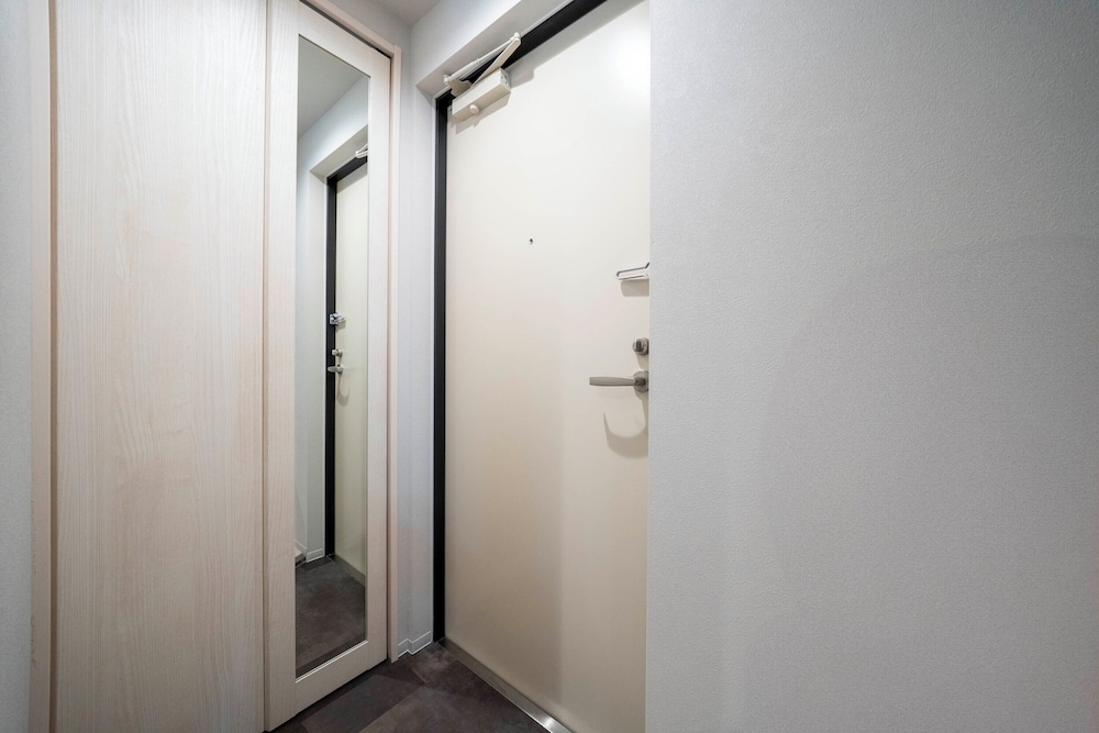 숙박 시설 입구