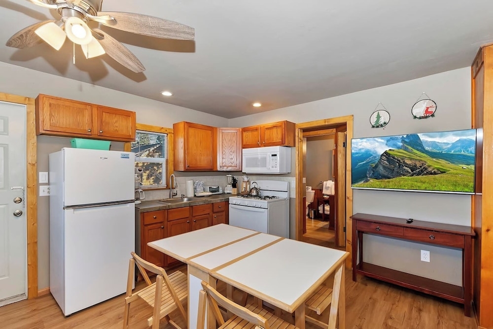 객실 내 식사 공간