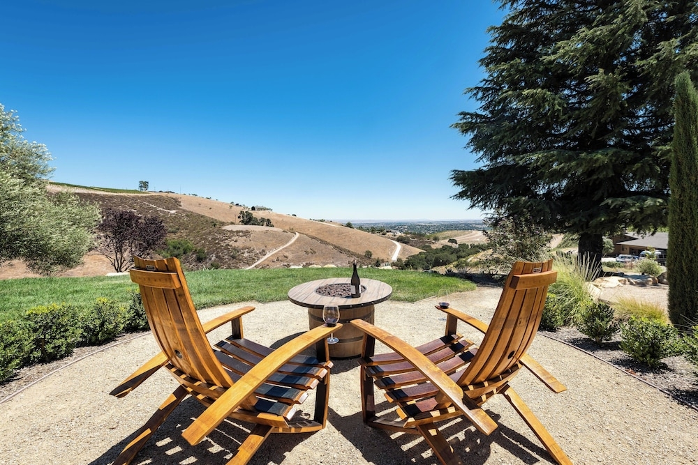 숙박 시설 구내