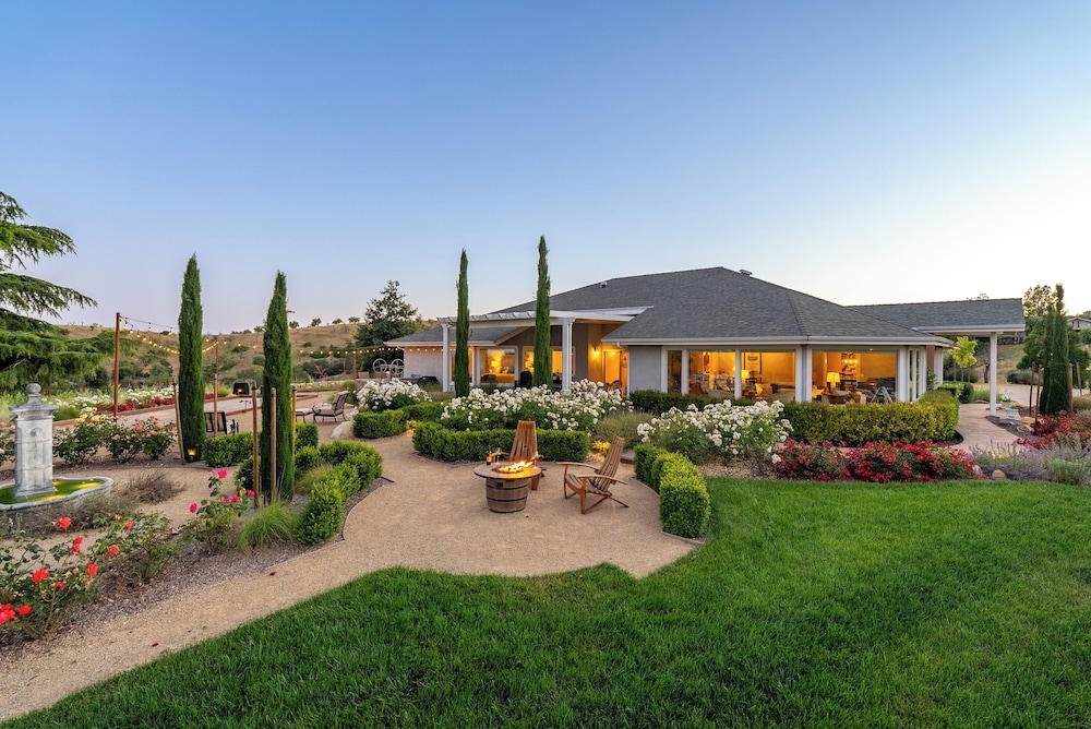 숙박 시설 구내