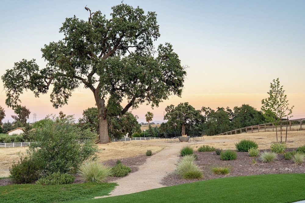 숙박 시설 구내