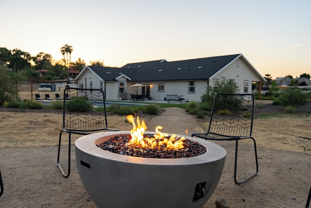 숙박 시설 구내