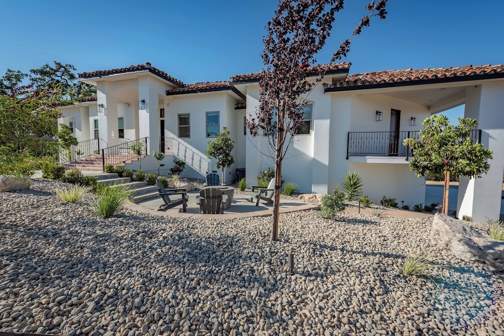 숙박 시설 구내