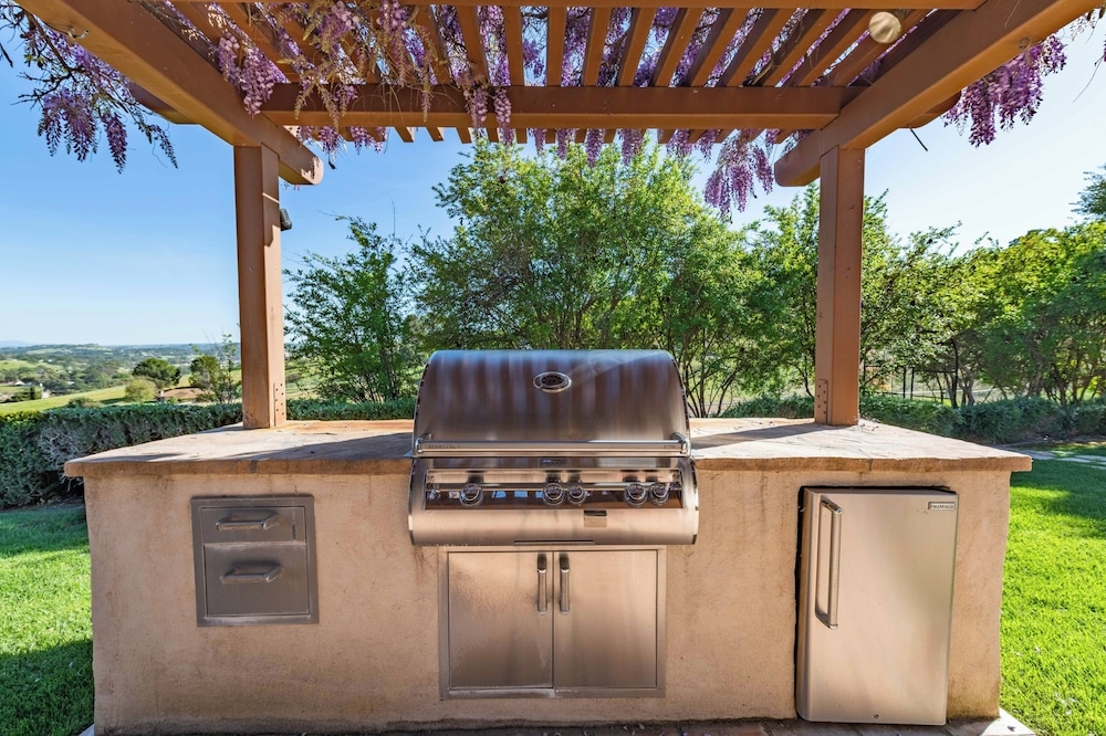 숙박 시설 구내