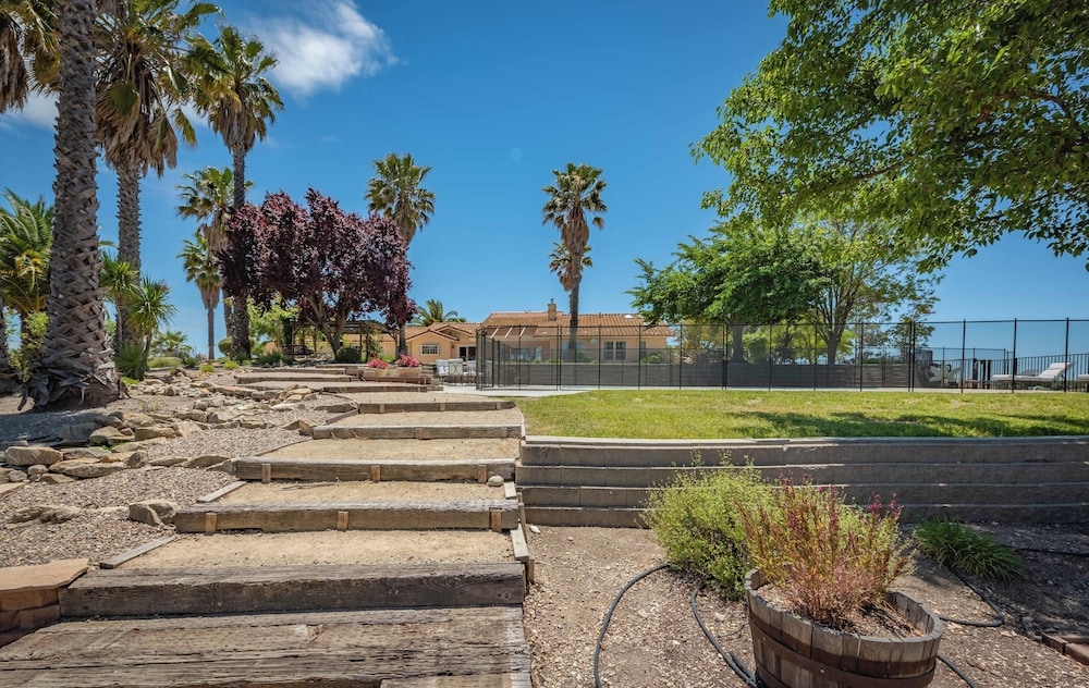 숙박 시설 구내