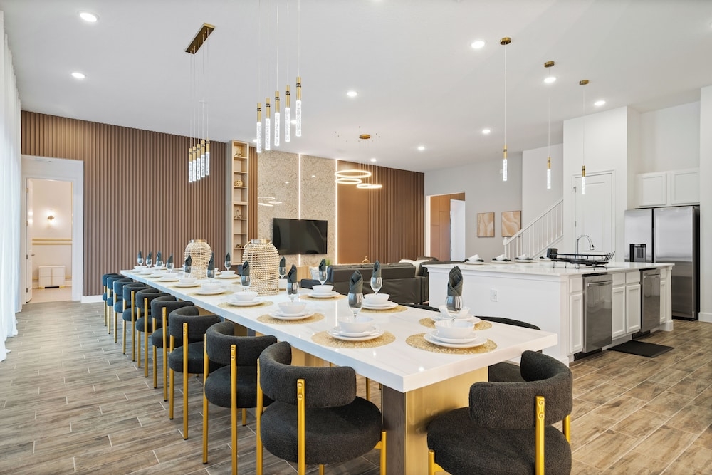 객실 내 식사 공간