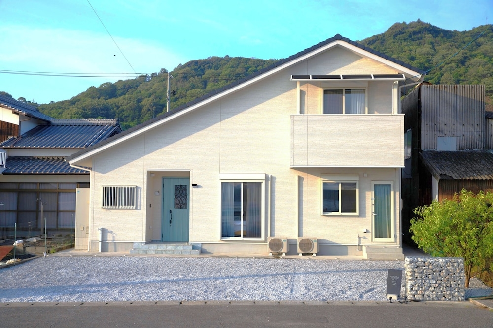 숙박 시설 정면