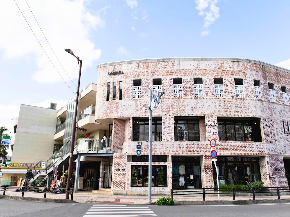 숙박 시설 정면