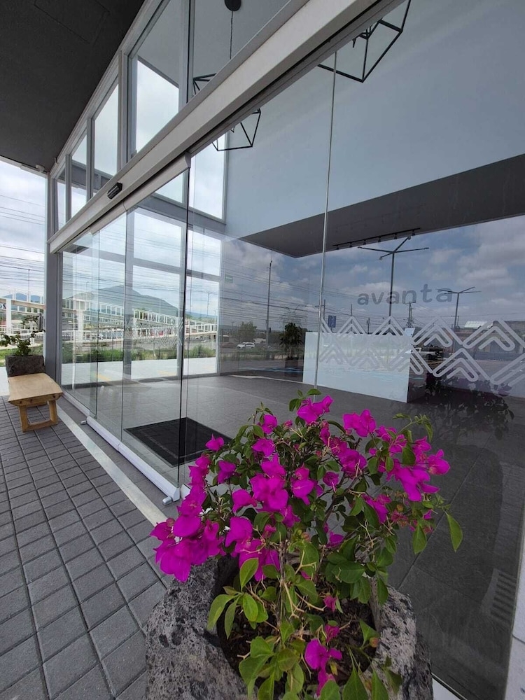 숙박 시설 정면