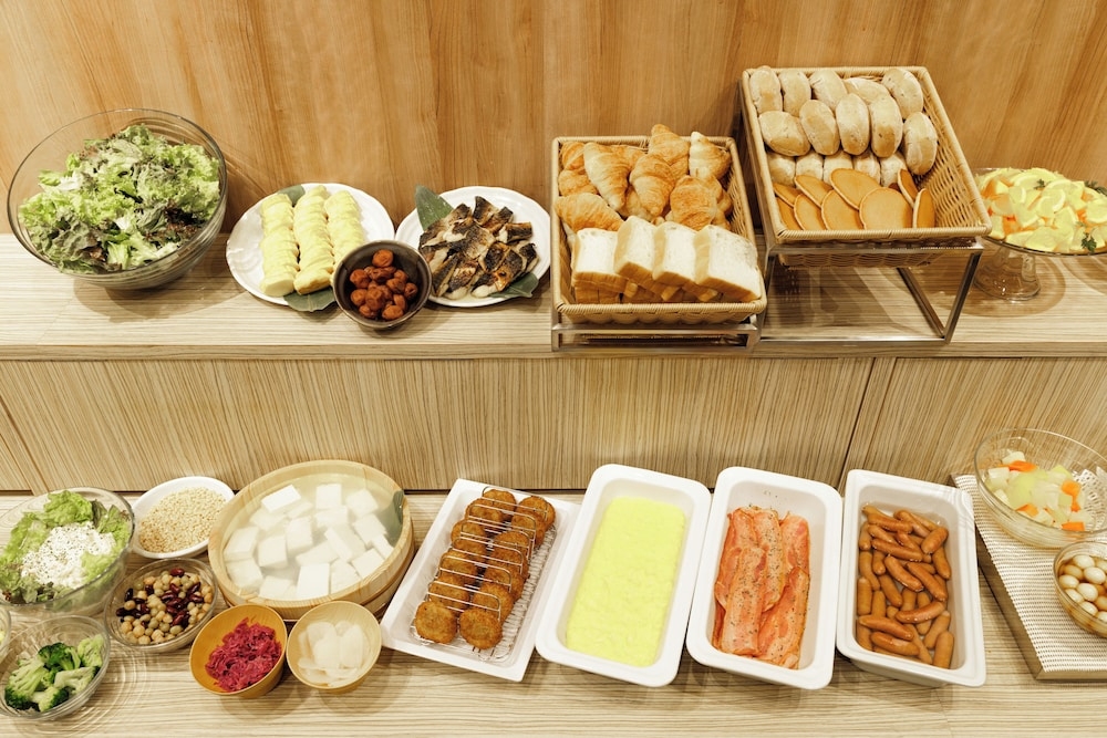 뷔페 아침 식사