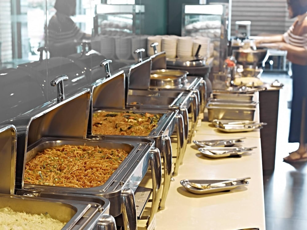 뷔페 아침 식사