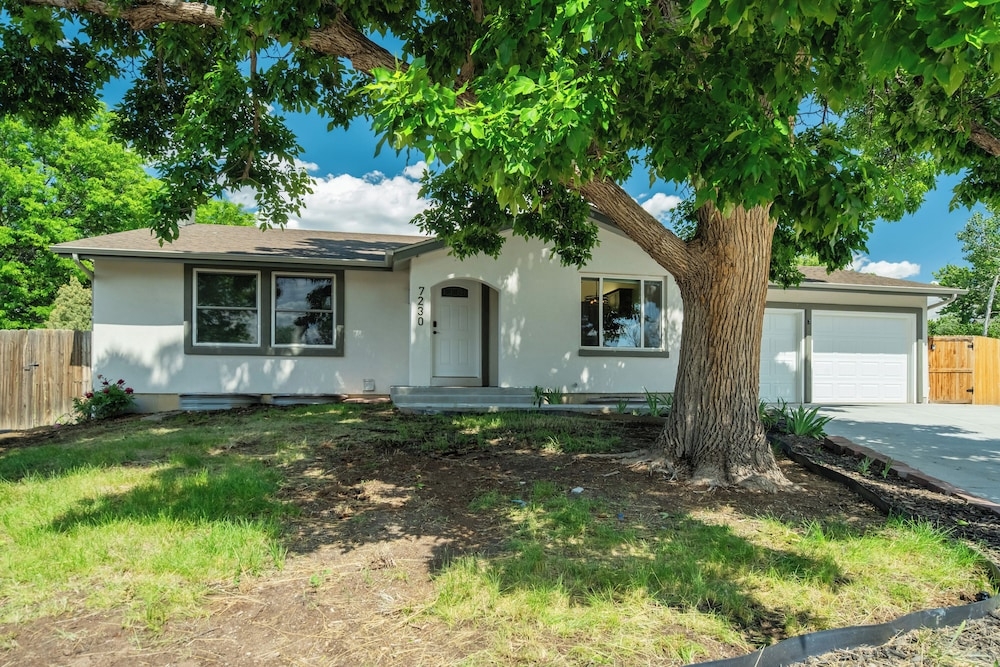 숙박 시설 정면