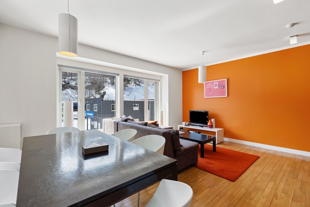 객실 내 식사 공간