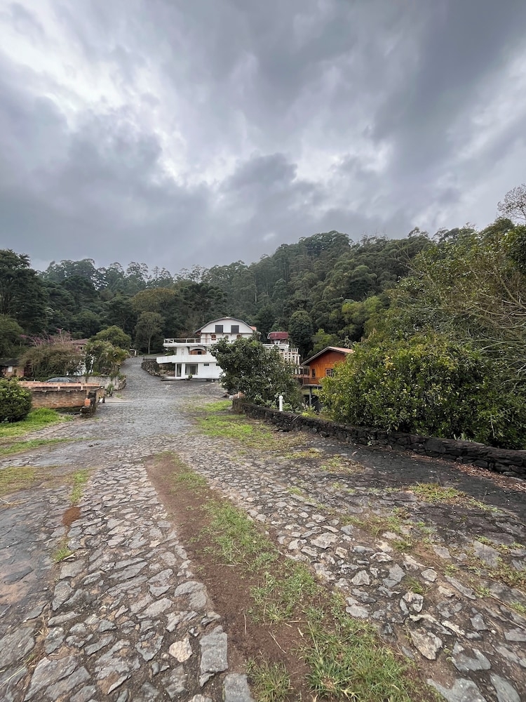 숙박 시설 정면