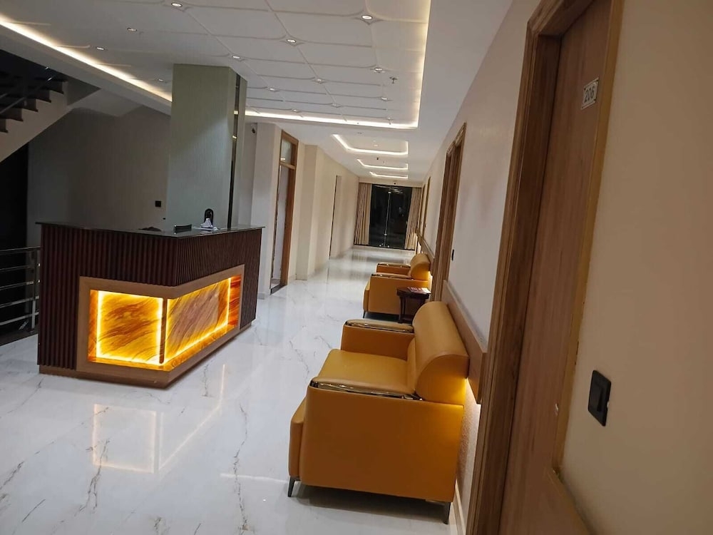 로비 좌석 공간