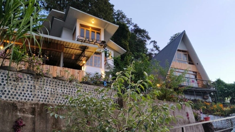 숙박 시설 정면