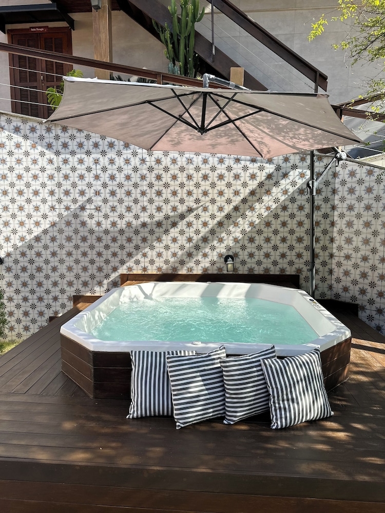 야외 스파 욕조