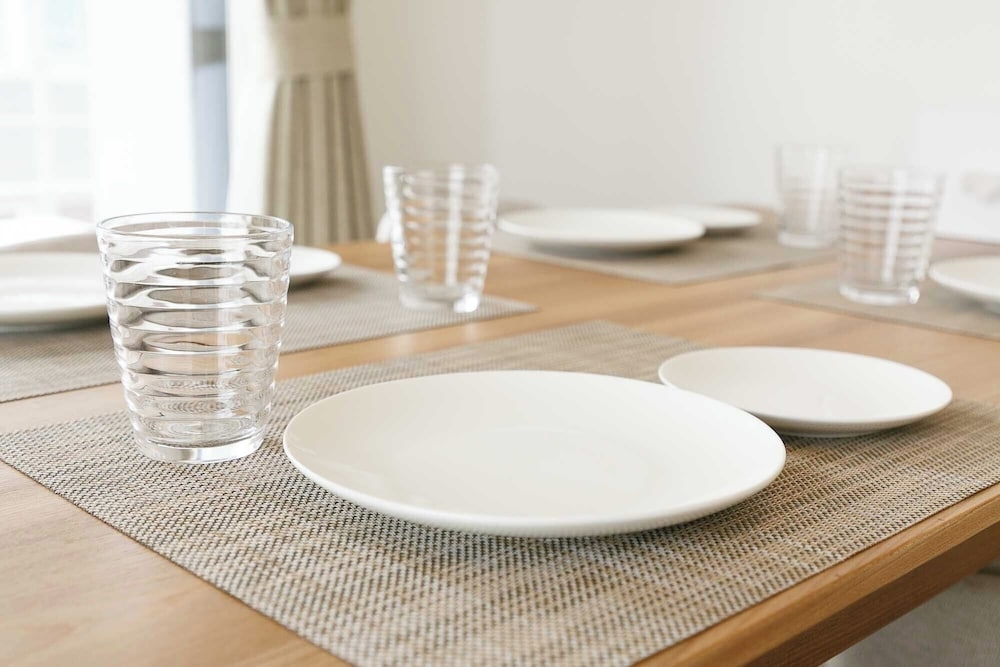 객실 내 식사 공간