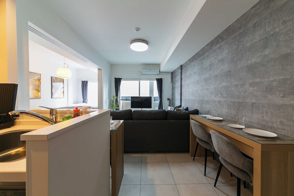 객실 내 식사 공간