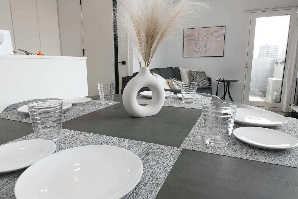 객실 내 식사 공간