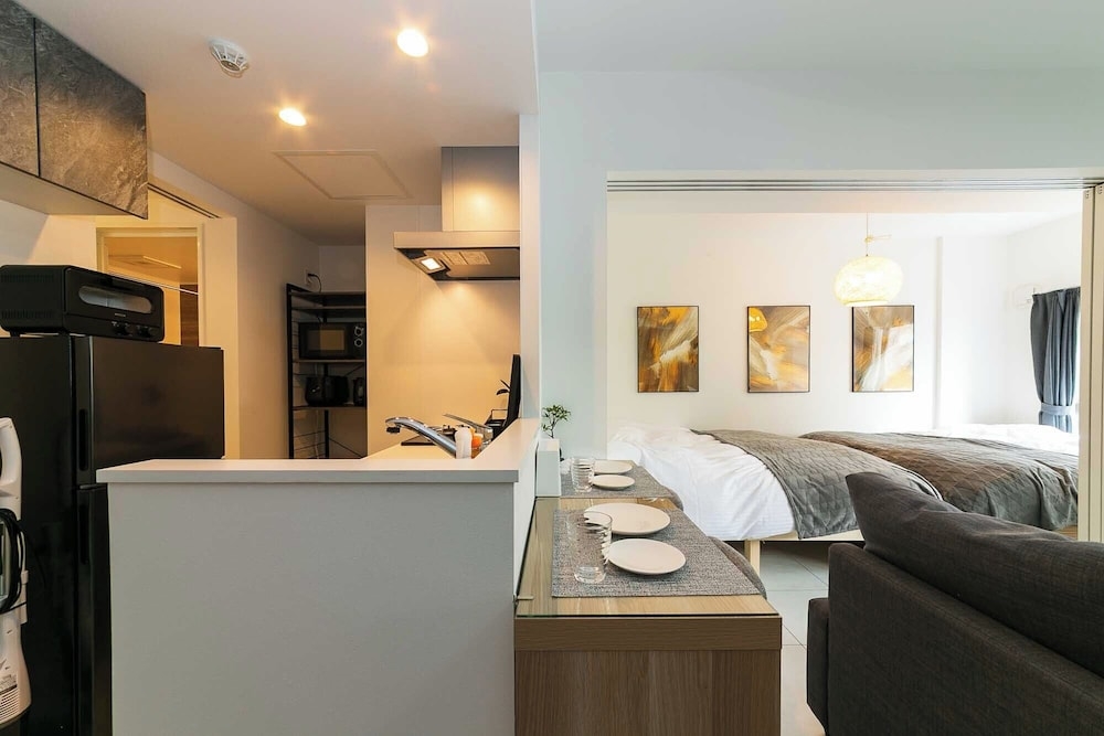 객실 내 식사 공간