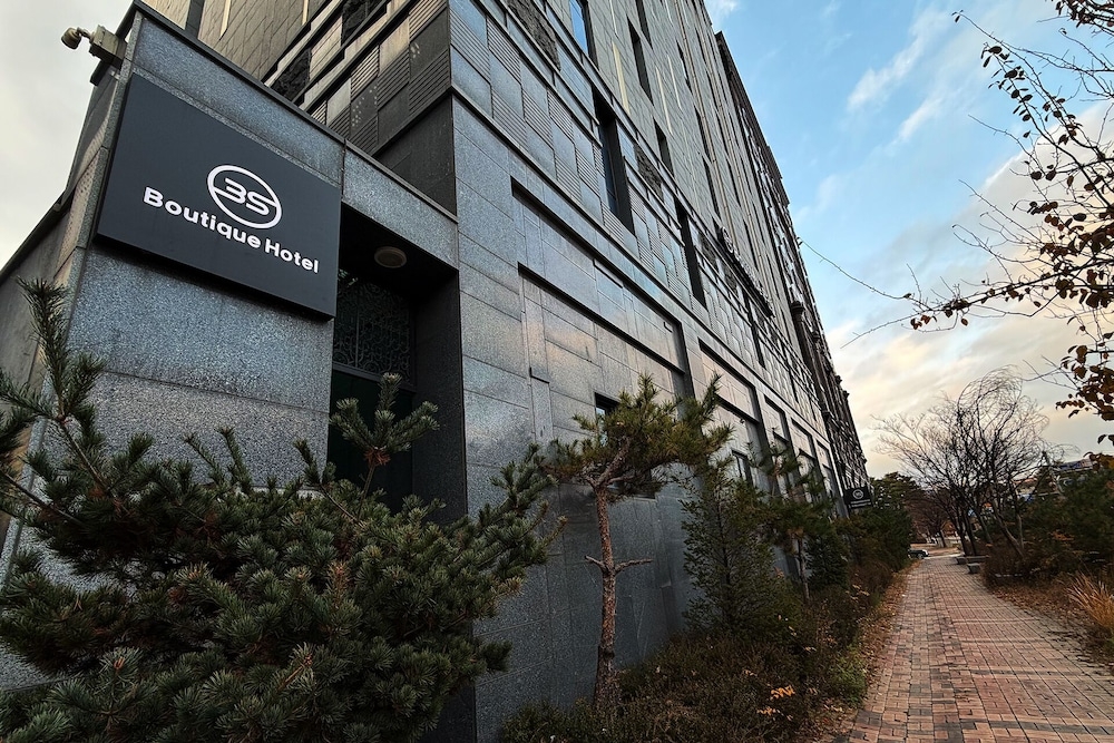 숙박 시설 정면