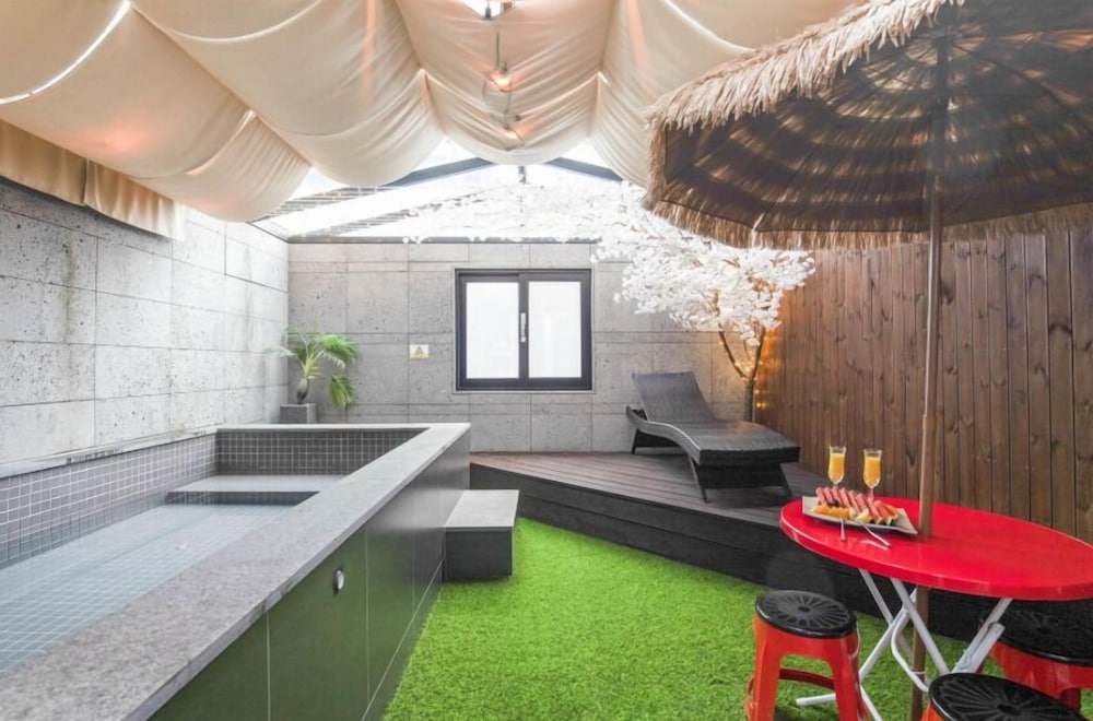 실내/야외 수영장